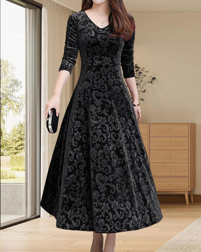 Elegantes Samtkleid mit langen Ärmeln