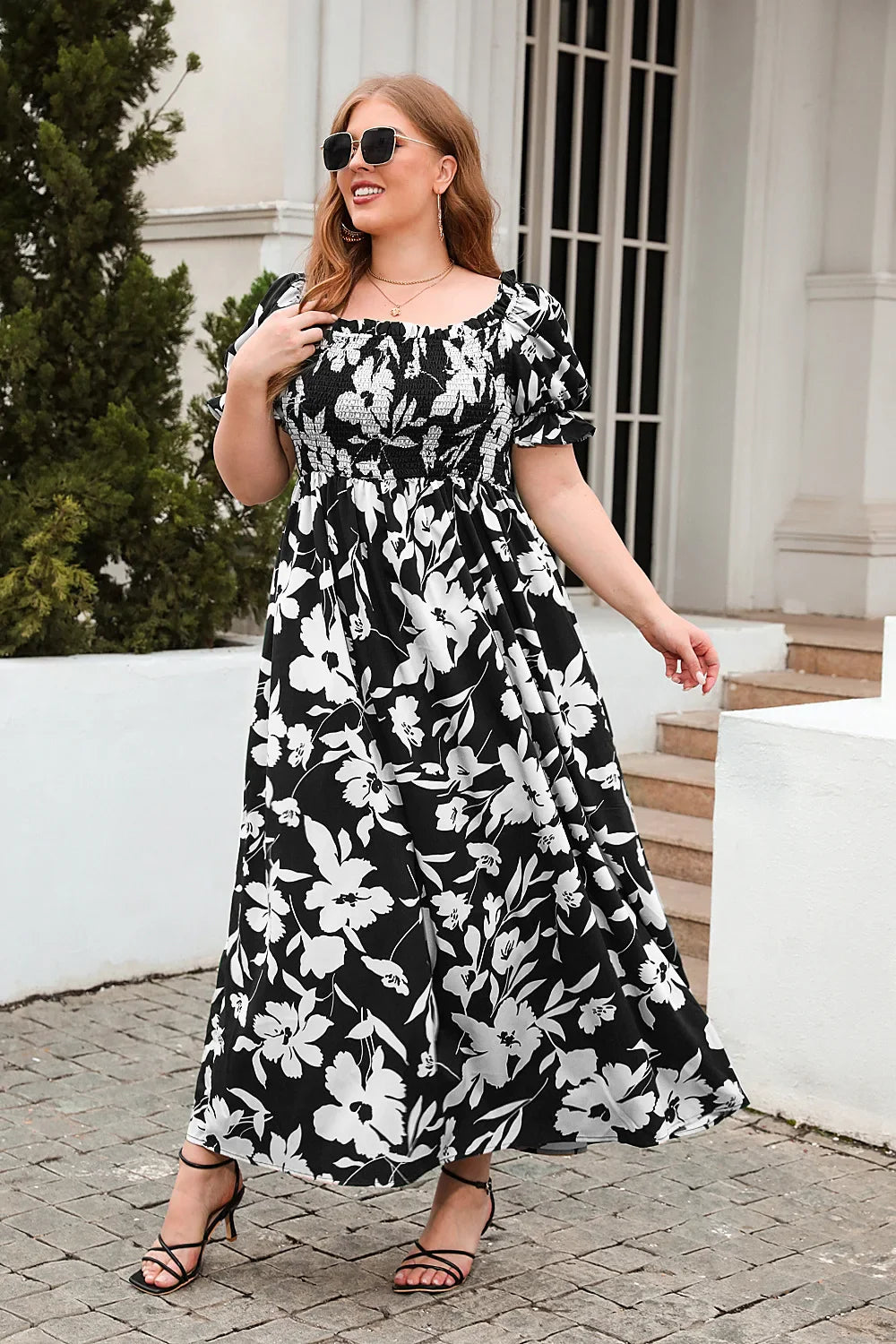 Gisele®| Sommerkleid mit quadratischem Kragen