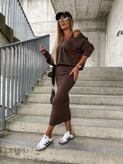 Kleid und Sweatshirt-Set